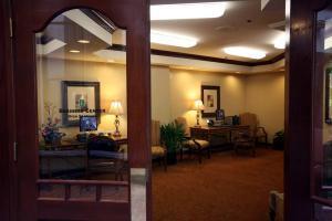 Embassy By Hilton Orange County Airport Hotel 3*