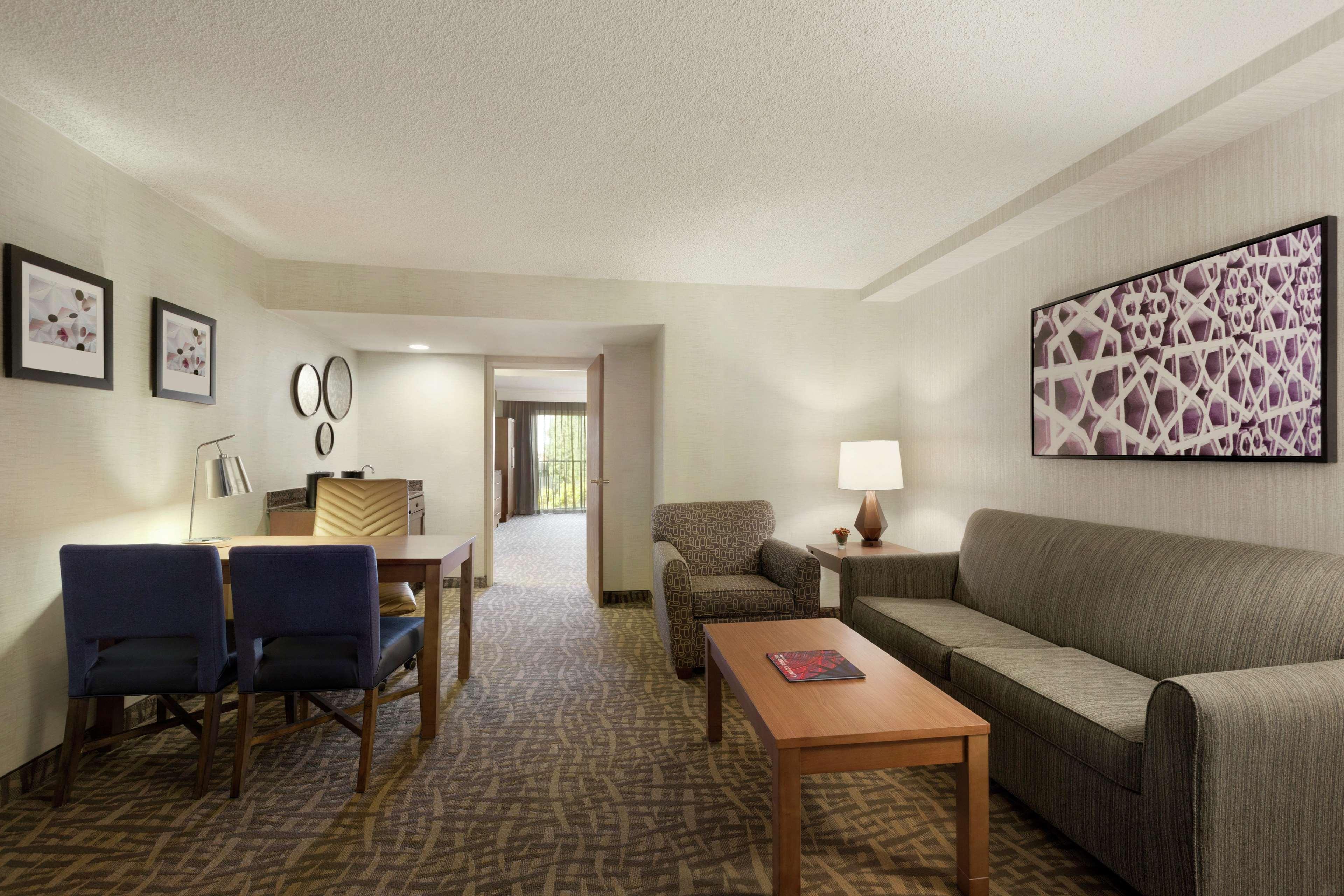 Embassy By Hilton Orange County Airport Santa Ana