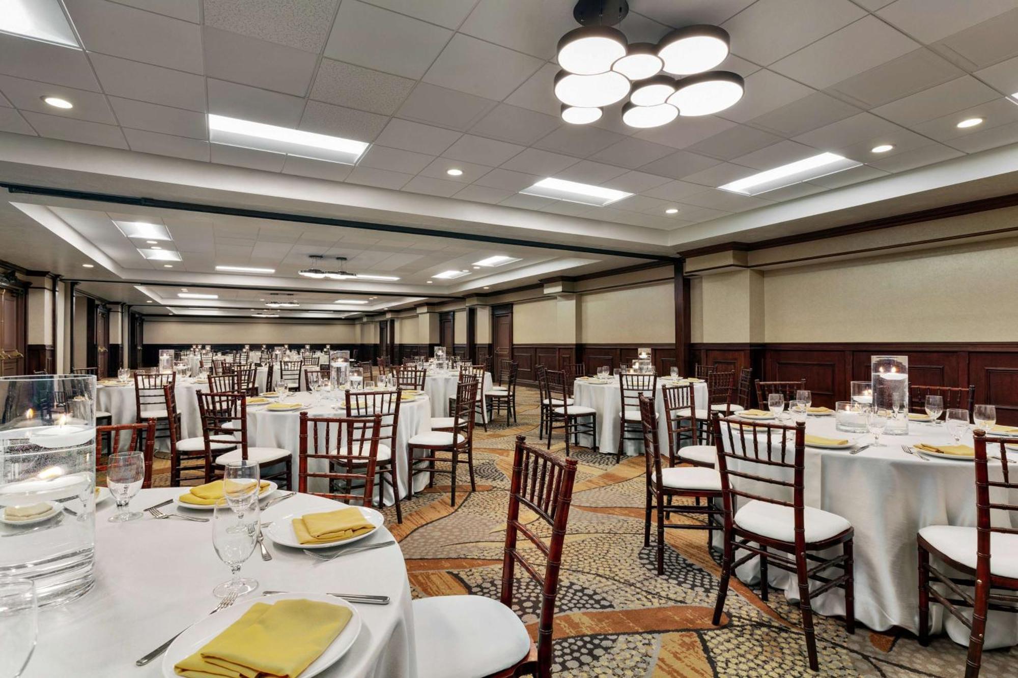 Embassy By Hilton Orange County Airport Santa Ana