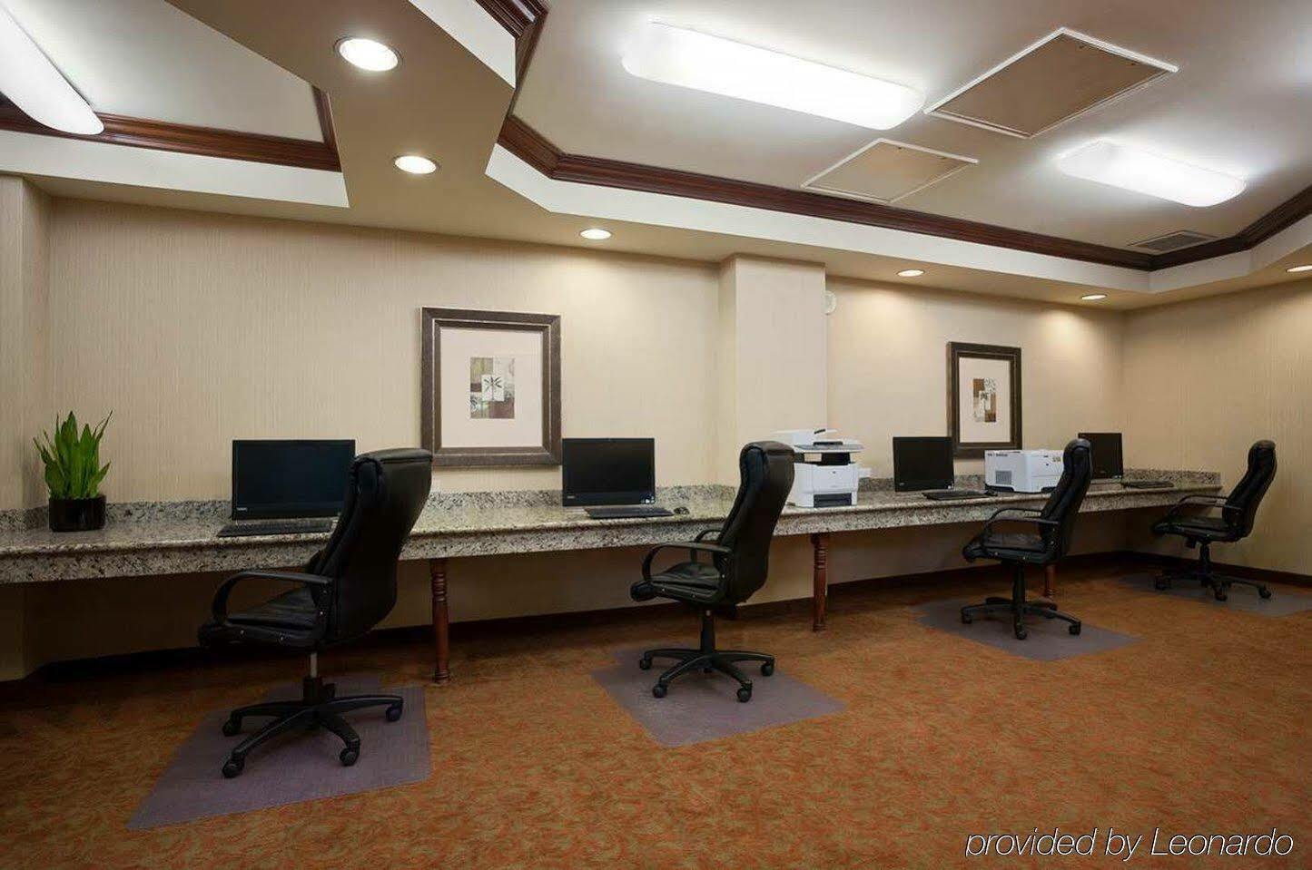 Embassy By Hilton Orange County Airport Hotel Santa Ana